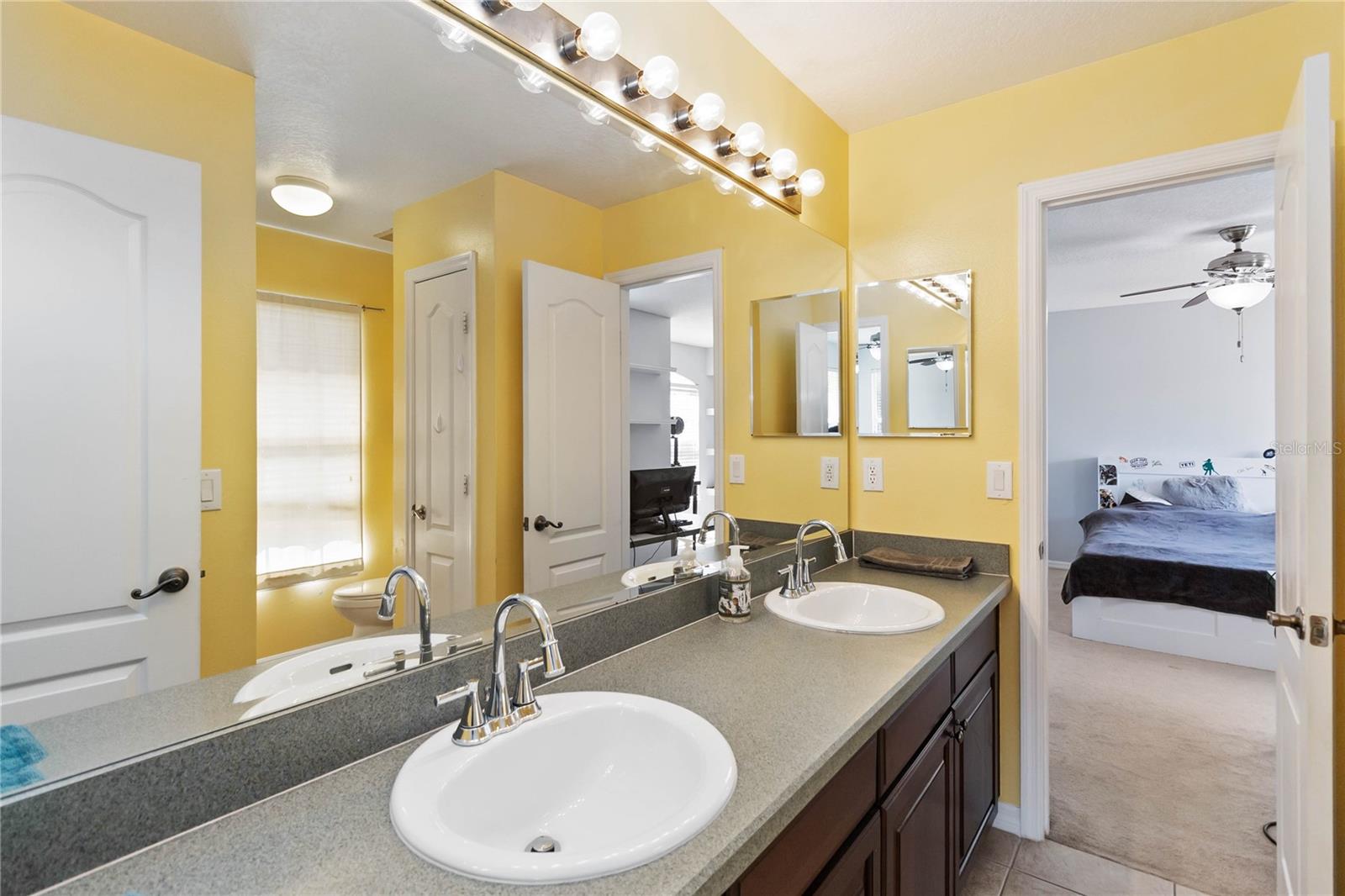 318 OSPREY LAKES CIR
