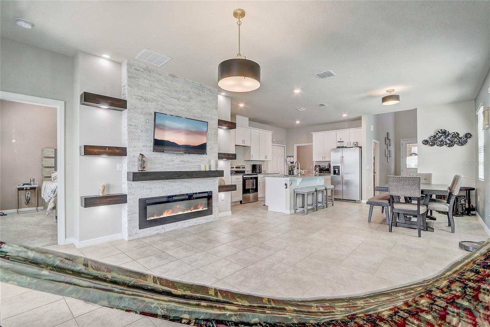 2412 GOLD DUST DR
