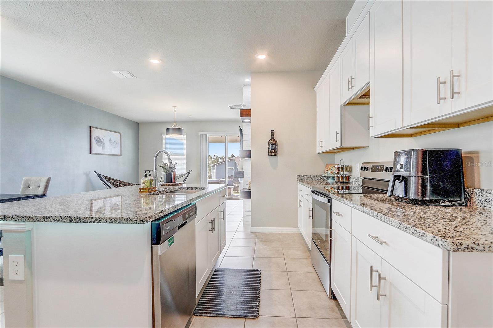2412 GOLD DUST DR