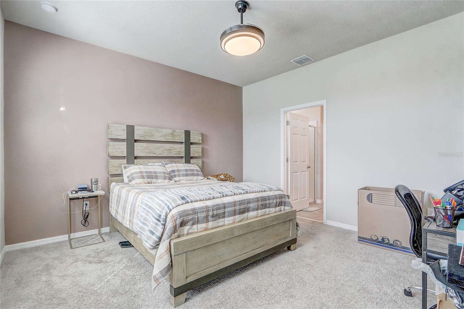 2412 GOLD DUST DR