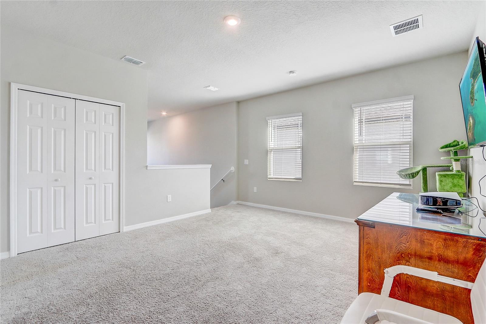 2412 GOLD DUST DR