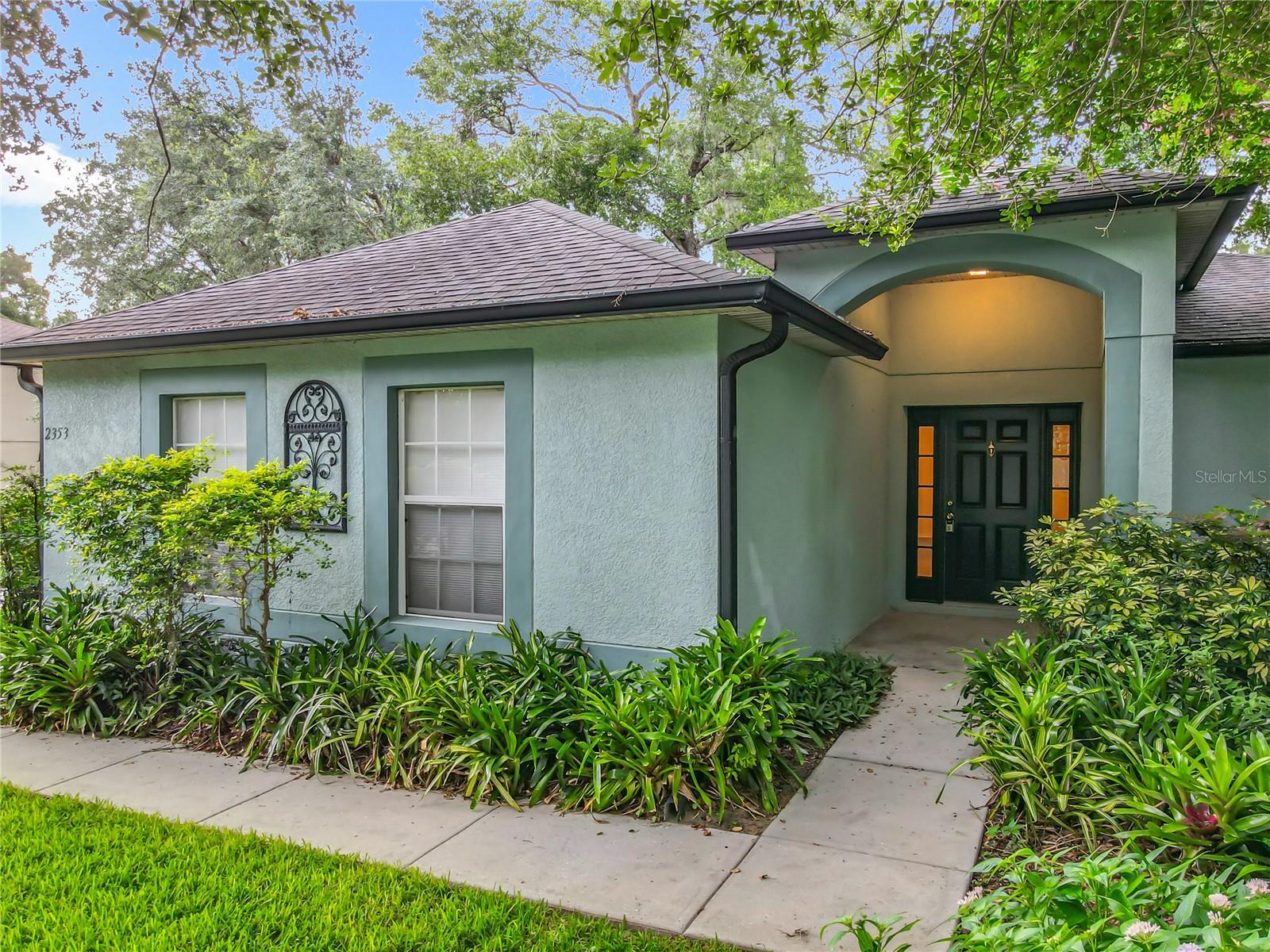 2353 KINGSCREST CIR