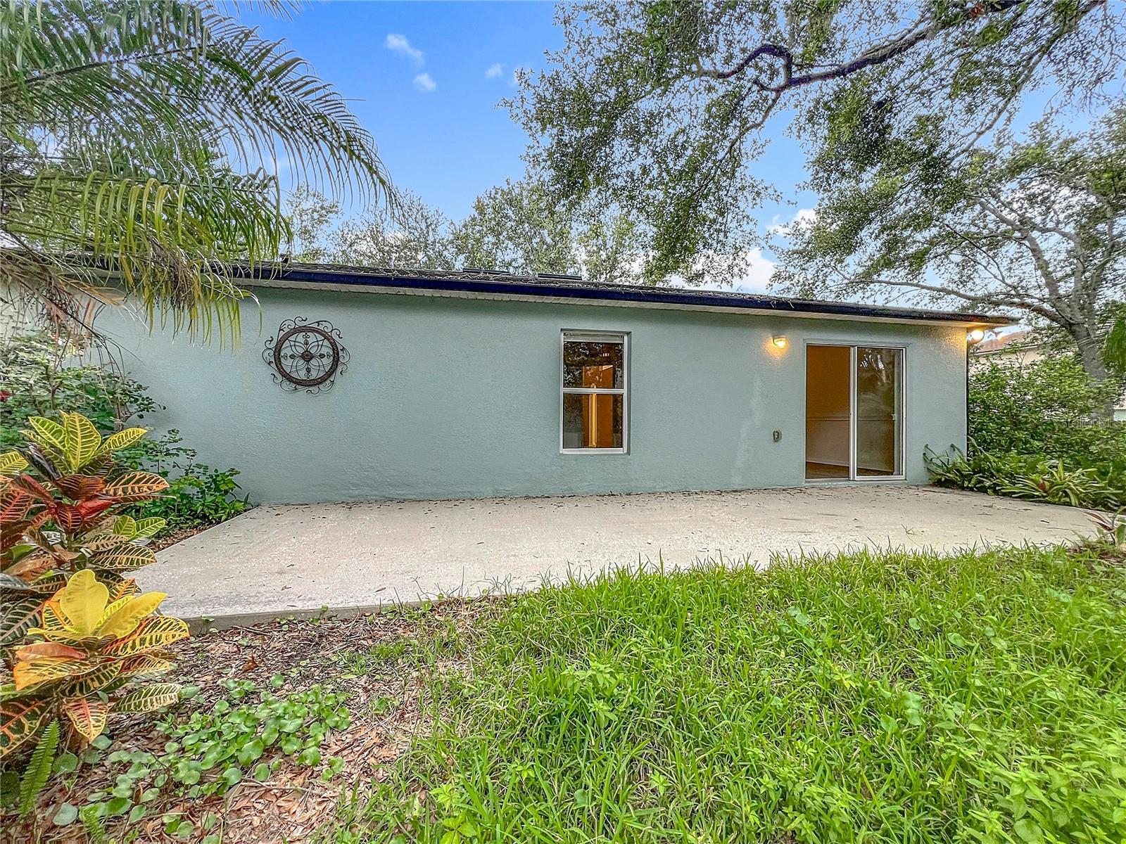 2353 KINGSCREST CIR