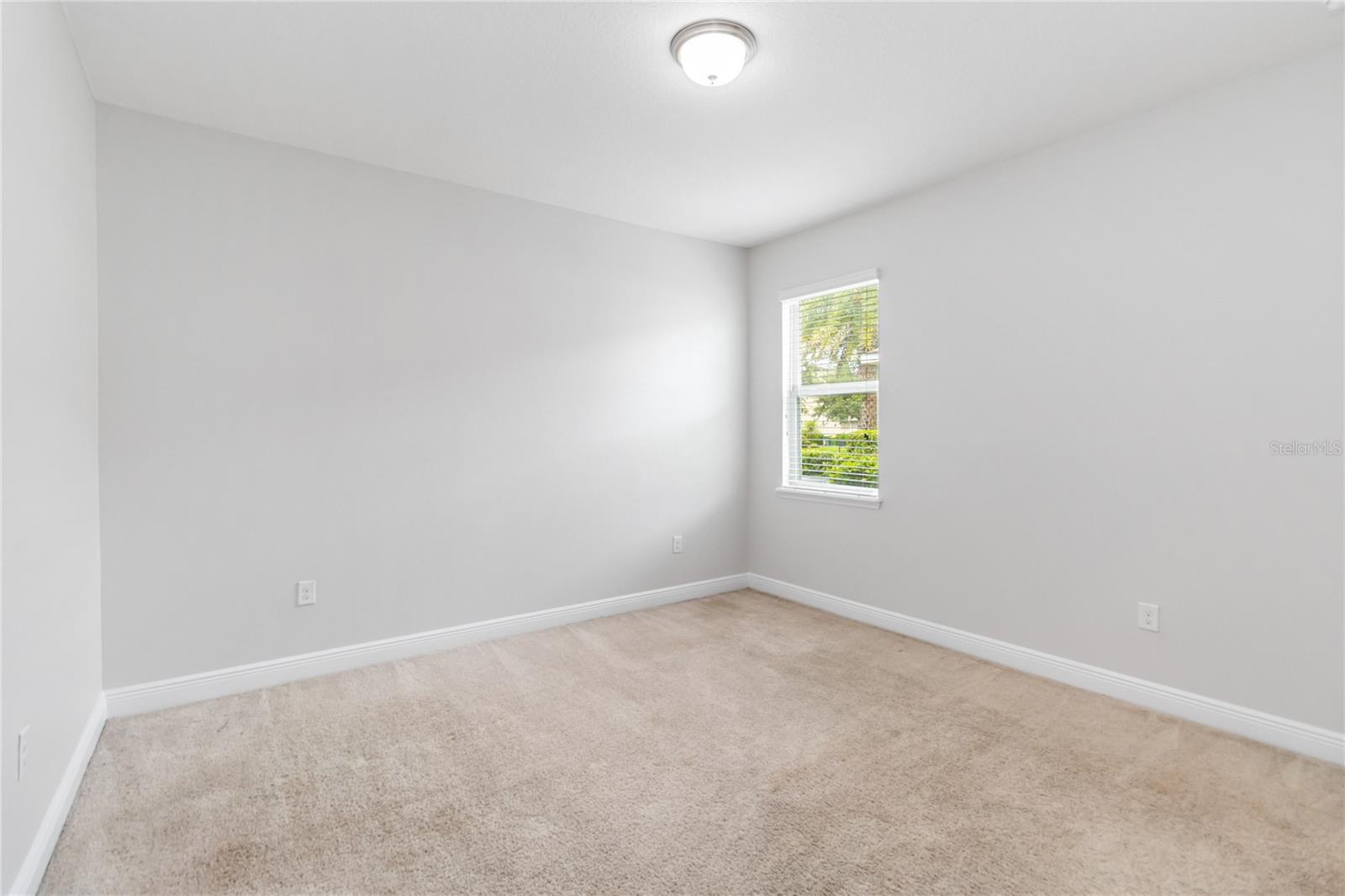 115 MYRTLEBERRY LN