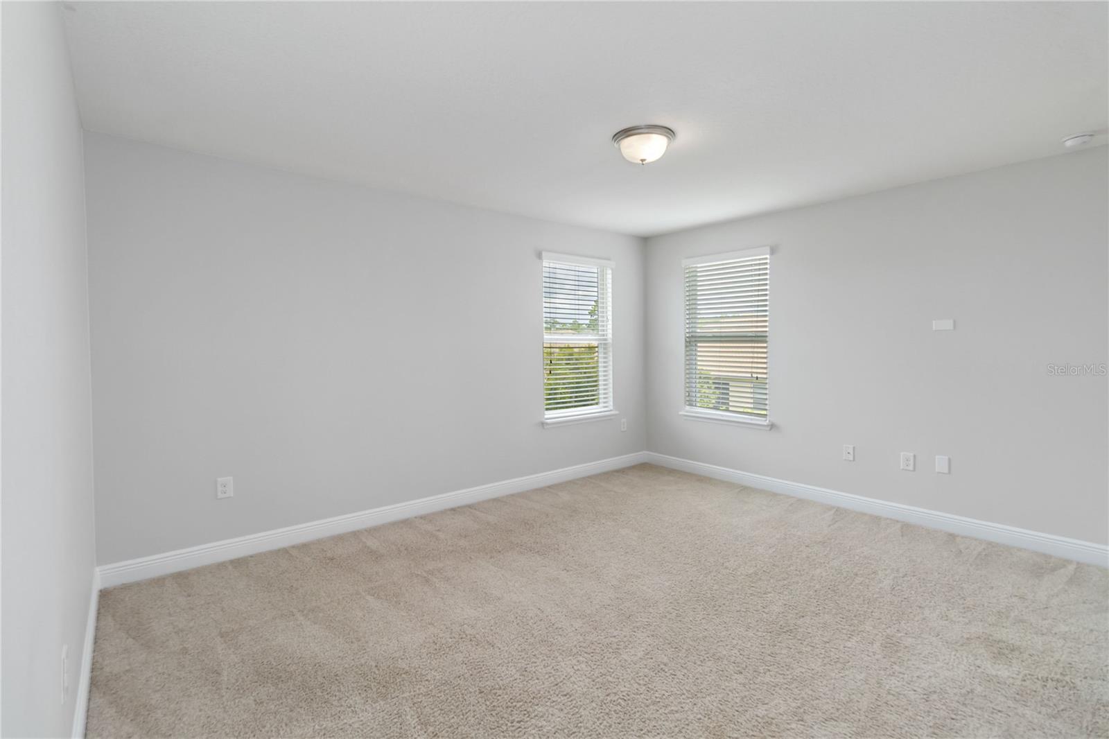 115 MYRTLEBERRY LN