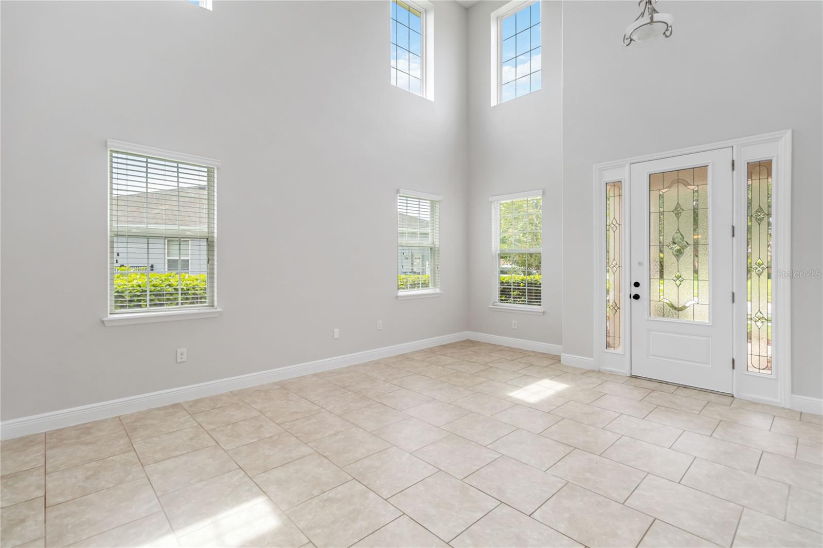 115 MYRTLEBERRY LN