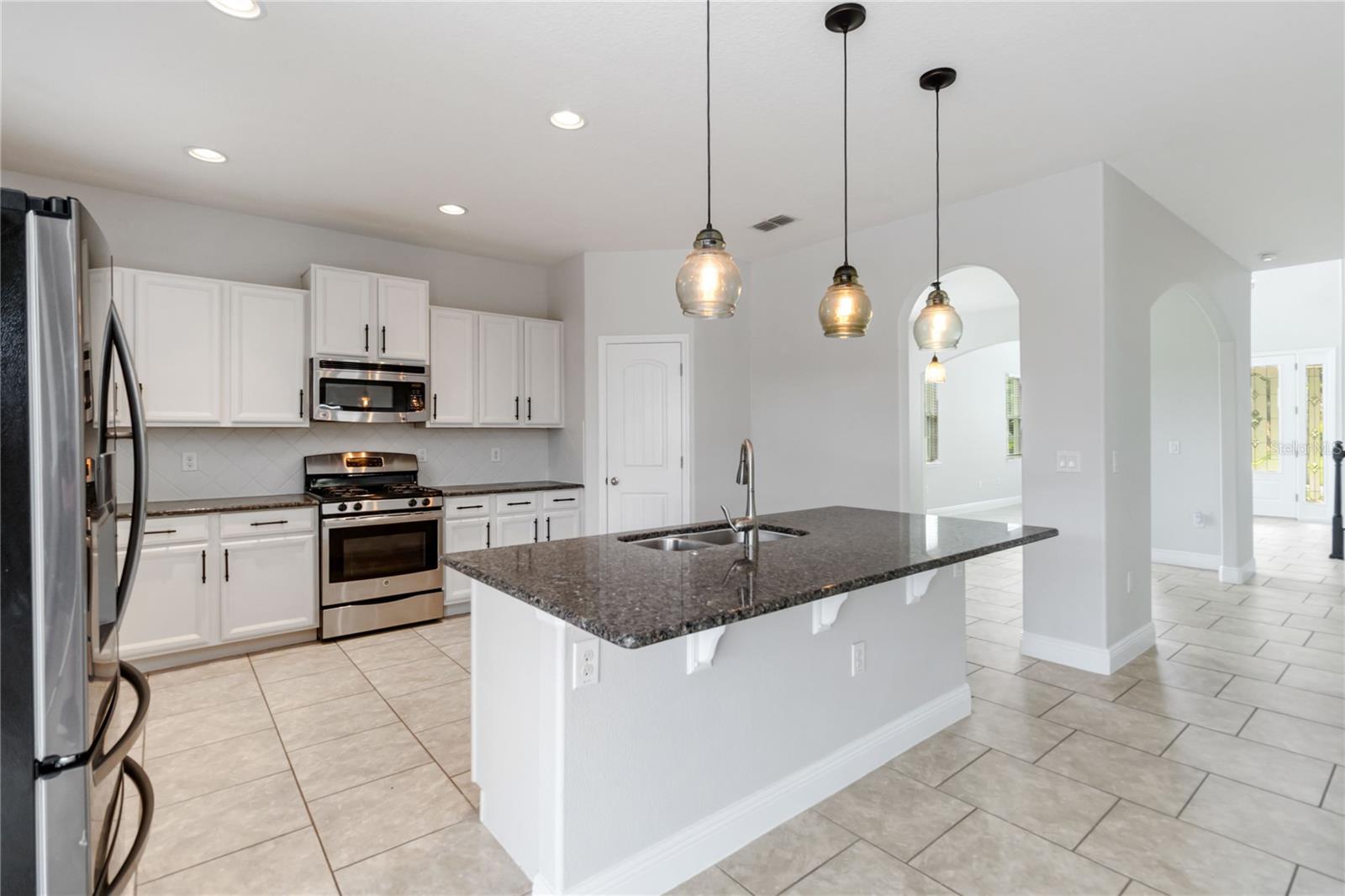 115 MYRTLEBERRY LN