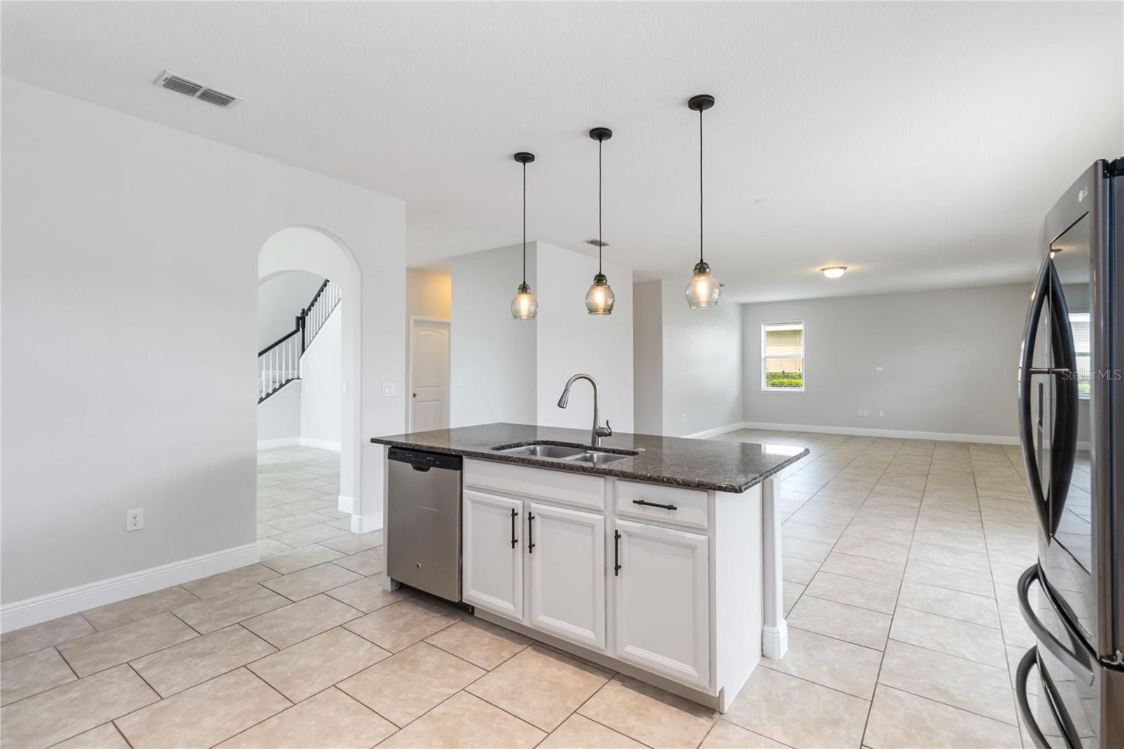 115 MYRTLEBERRY LN