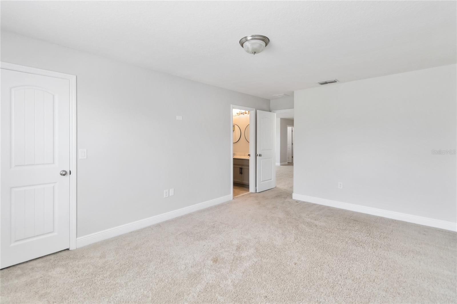 115 MYRTLEBERRY LN