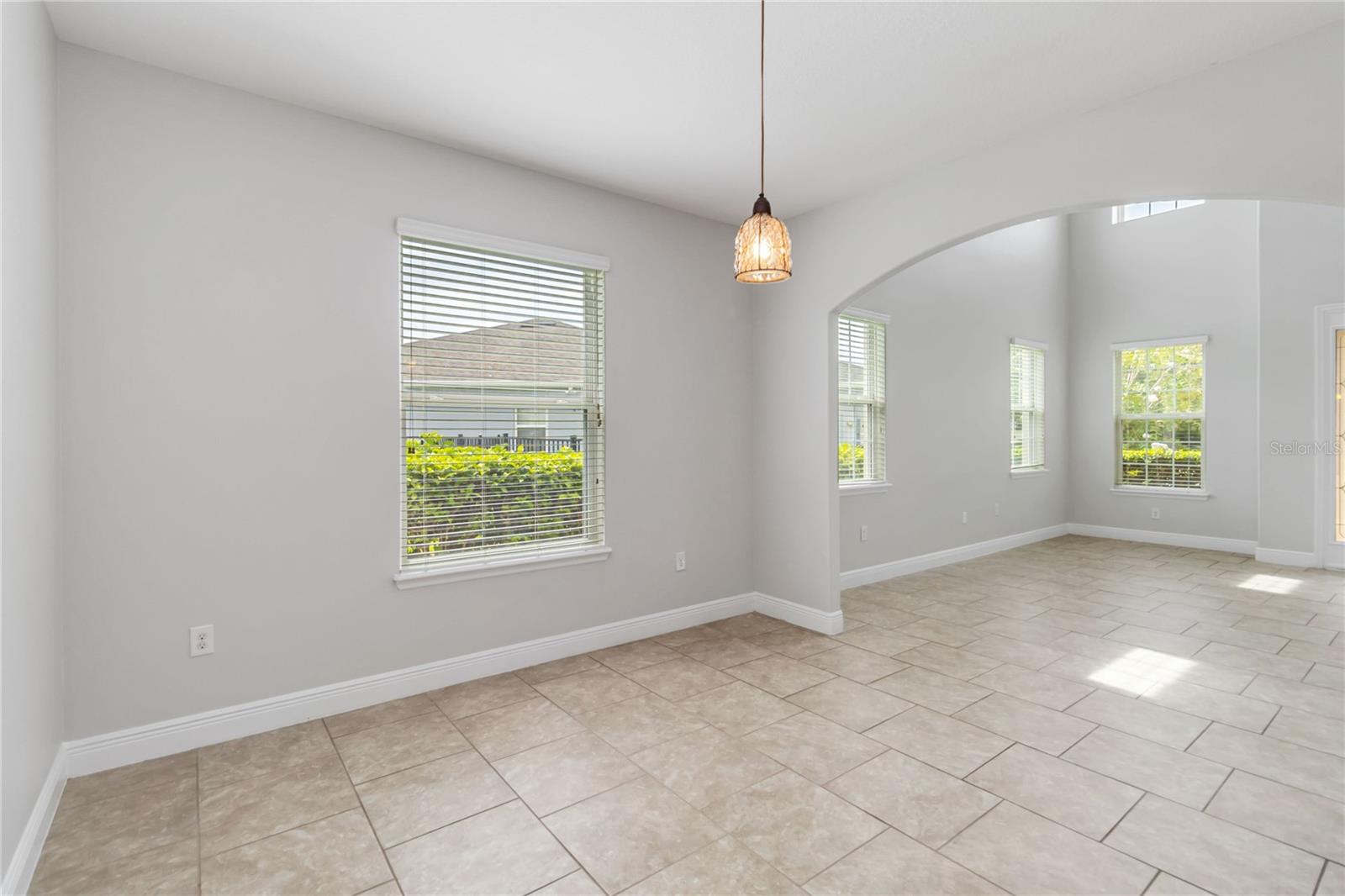 115 MYRTLEBERRY LN