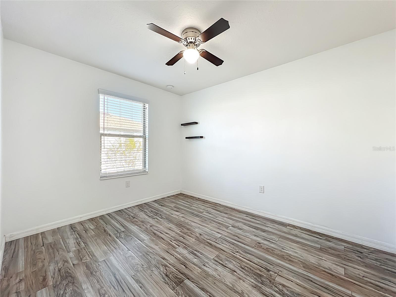 328 RUSTIC LOOP