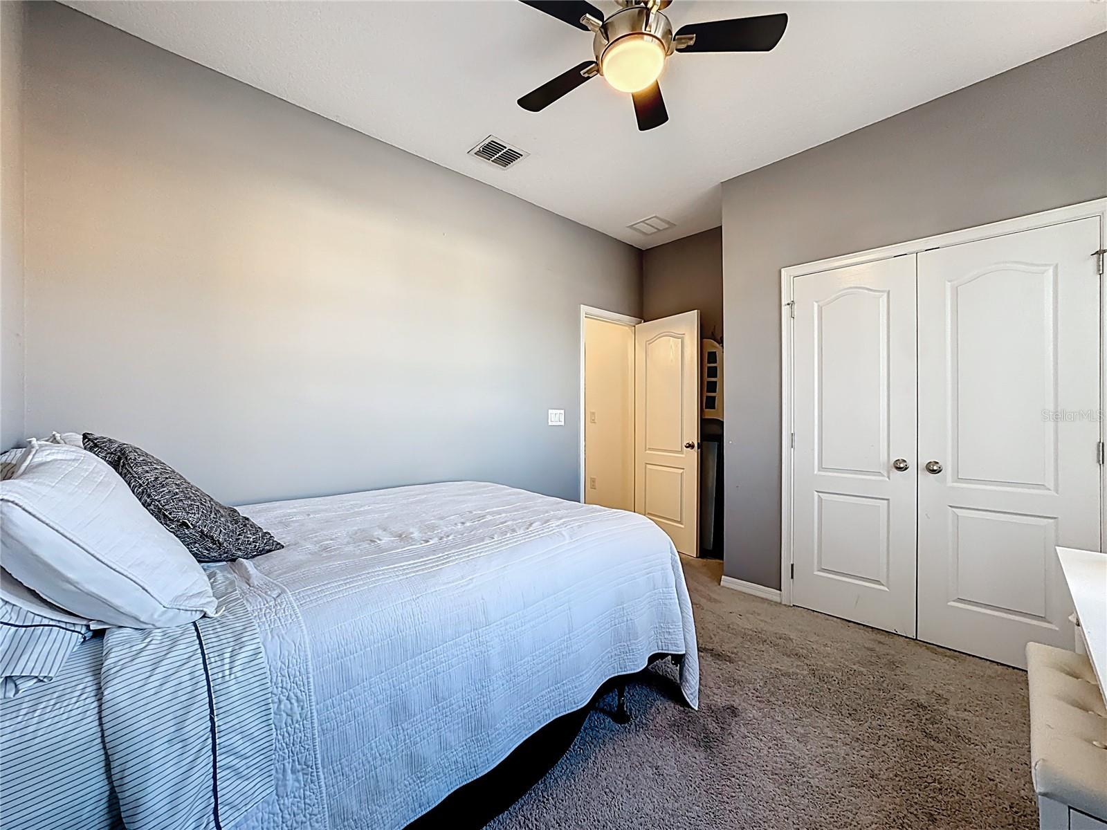 1234 FOUNTAIN COIN LOOP