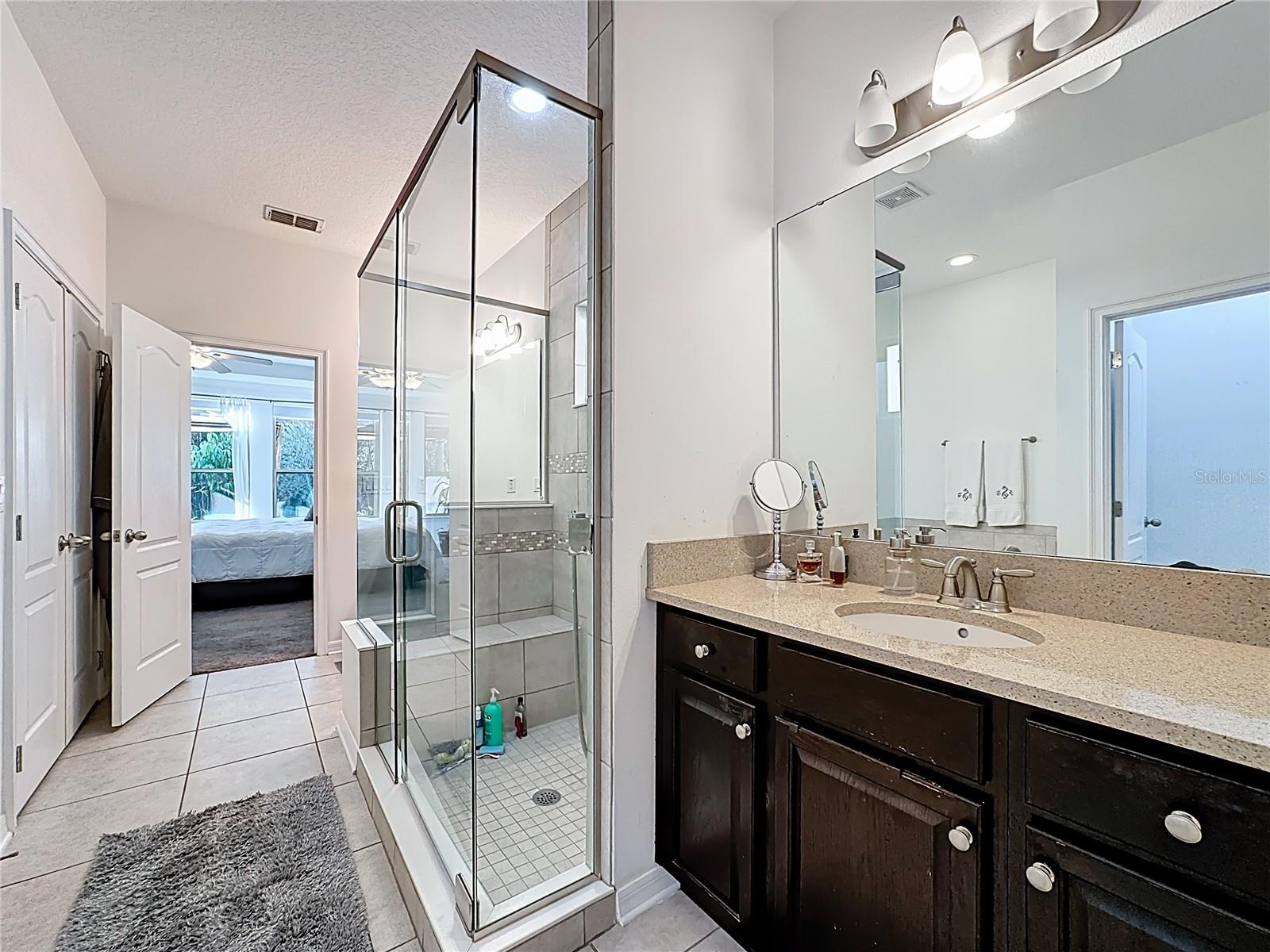 1234 FOUNTAIN COIN LOOP