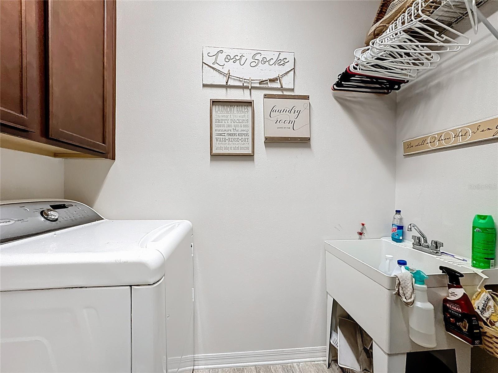 1234 FOUNTAIN COIN LOOP