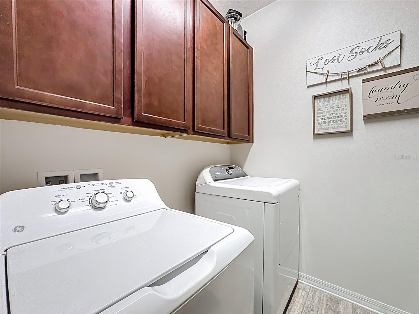 1234 FOUNTAIN COIN LOOP