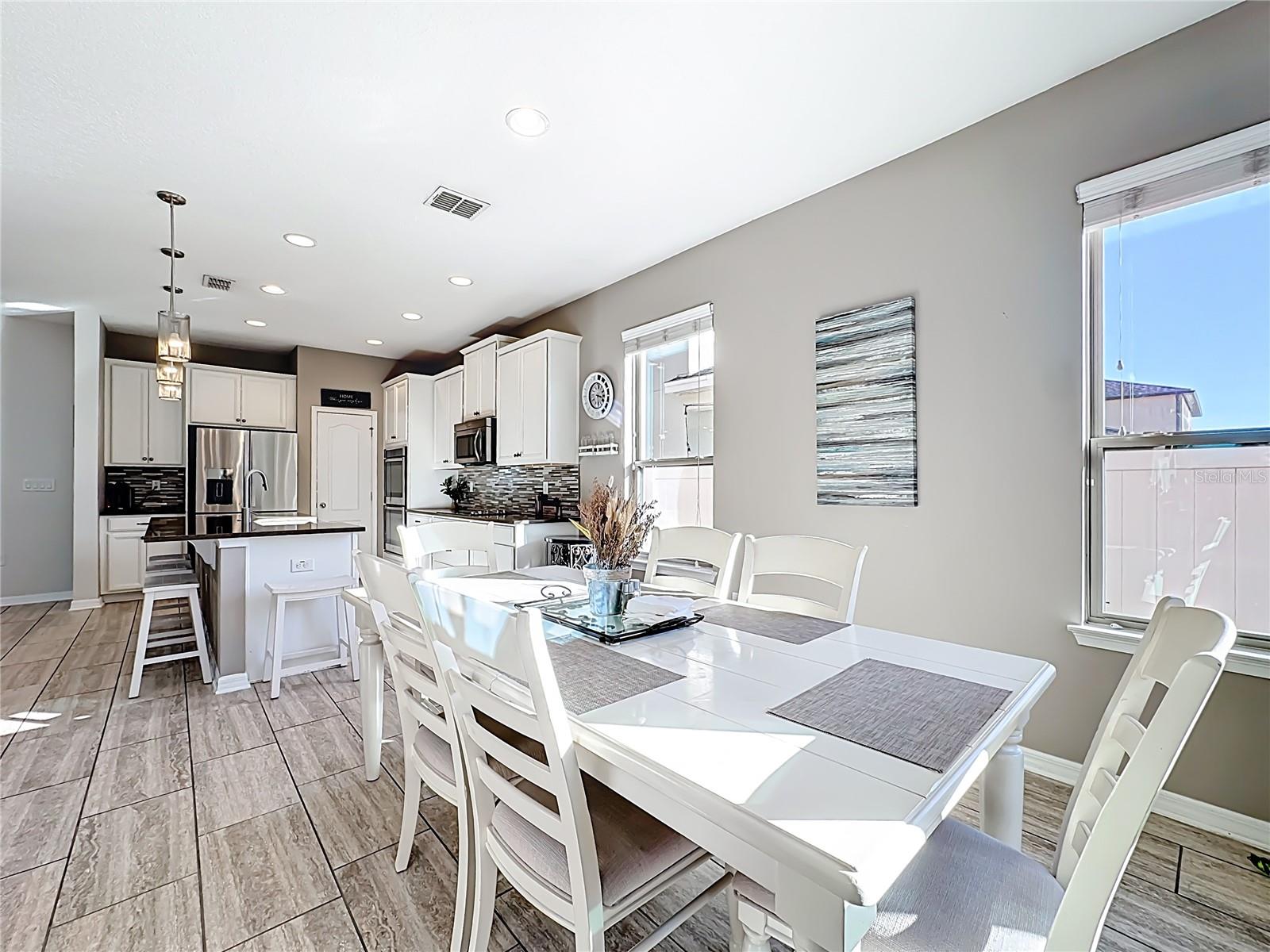 1234 FOUNTAIN COIN LOOP