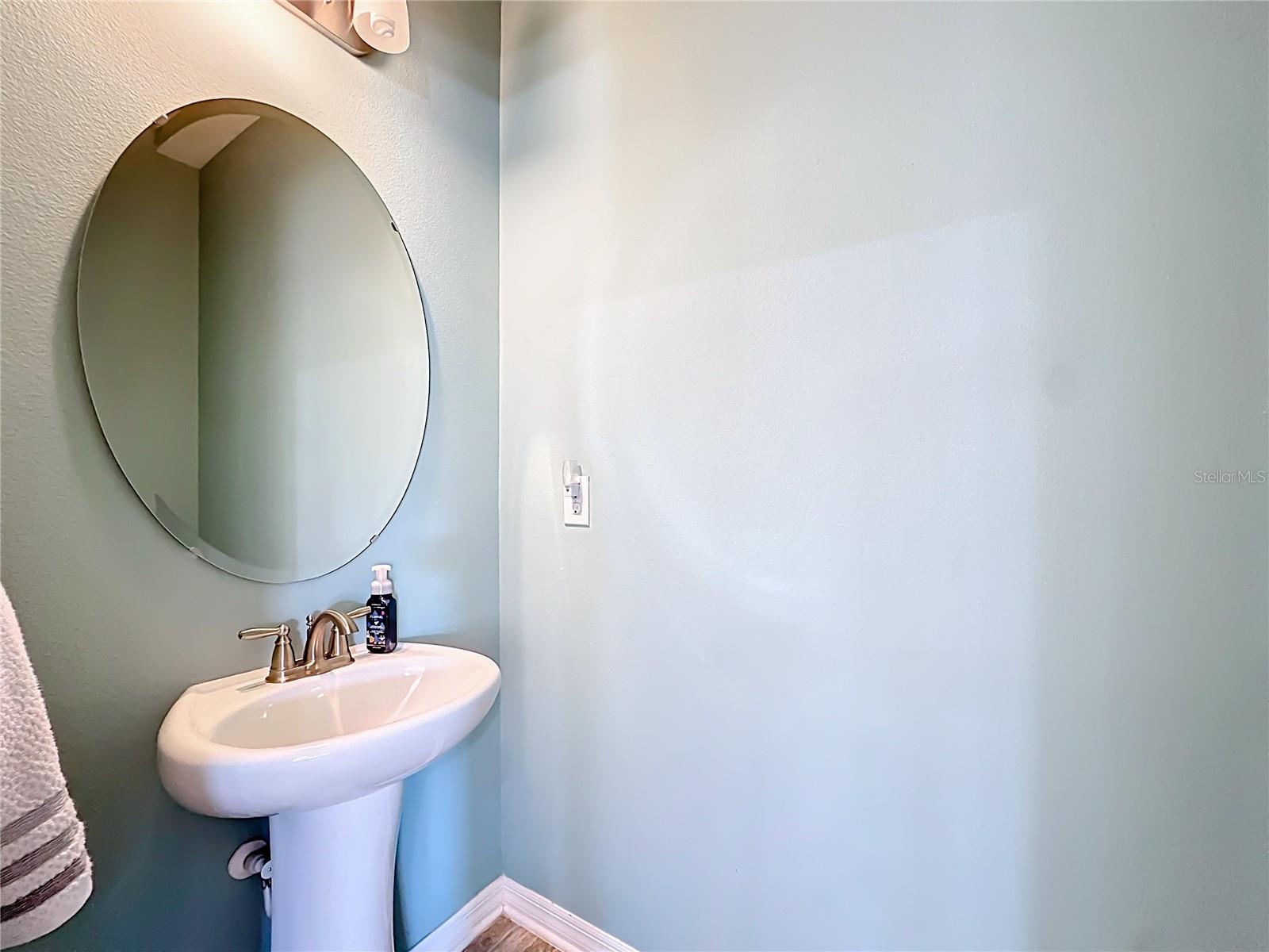 1234 FOUNTAIN COIN LOOP