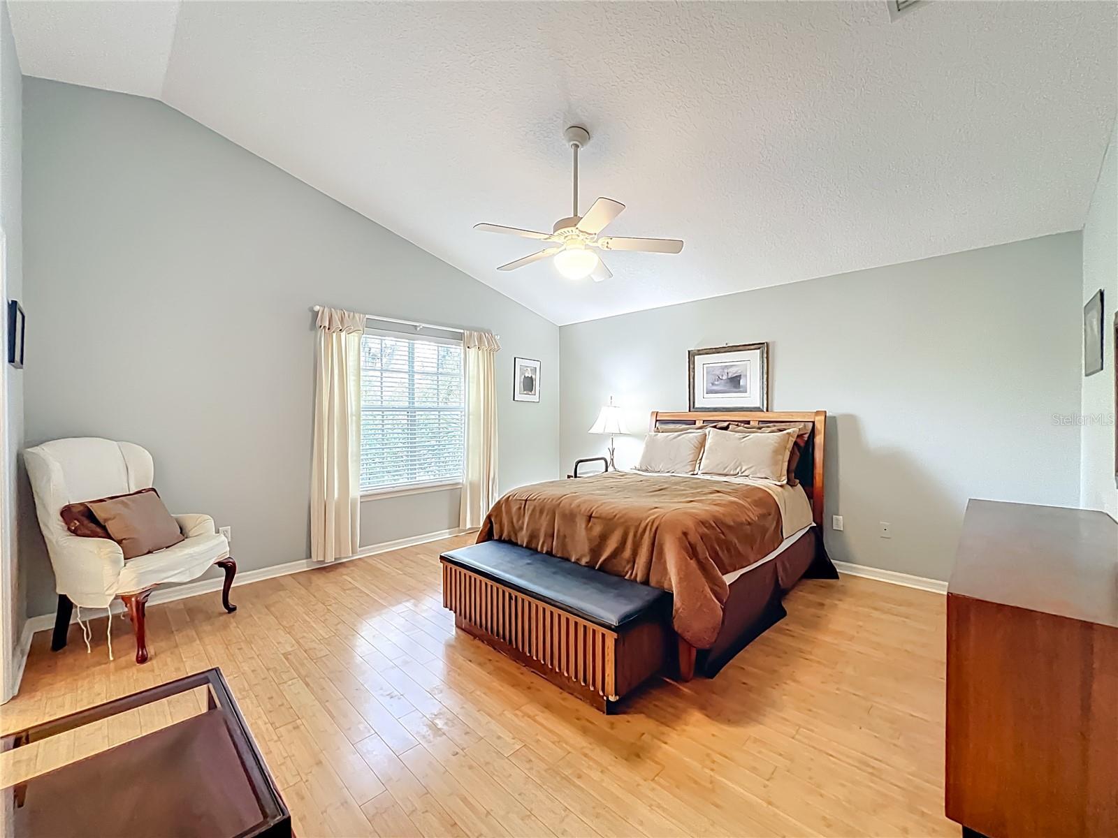 1934 LOST SPRING CT