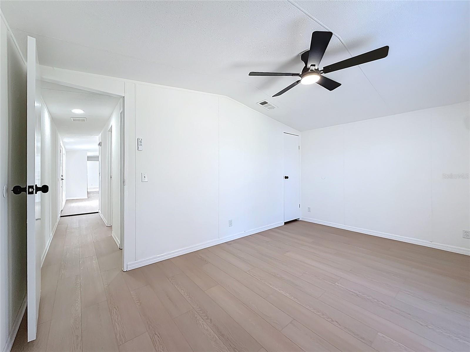 9421 COSTINE MEADOWS DR