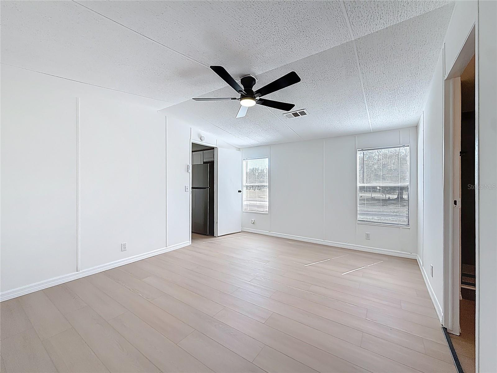 9421 COSTINE MEADOWS DR