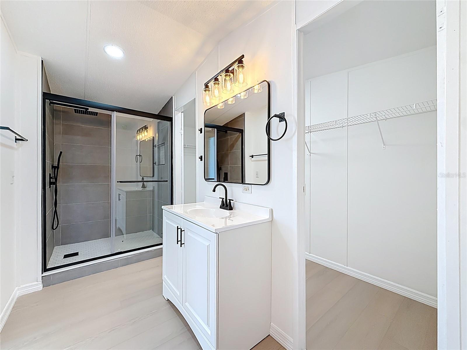 9421 COSTINE MEADOWS DR