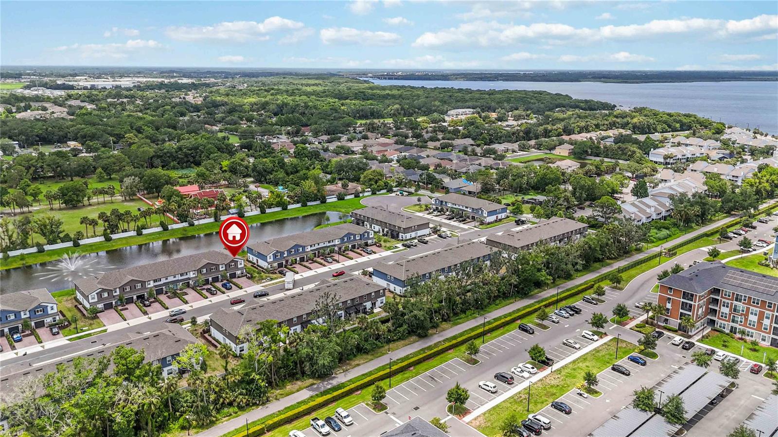 378 CAPE HONEYSUCKLE PL