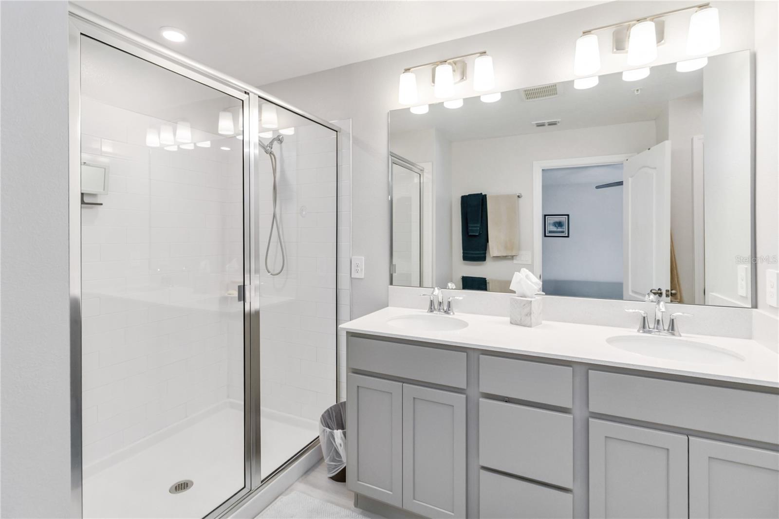 378 CAPE HONEYSUCKLE PL