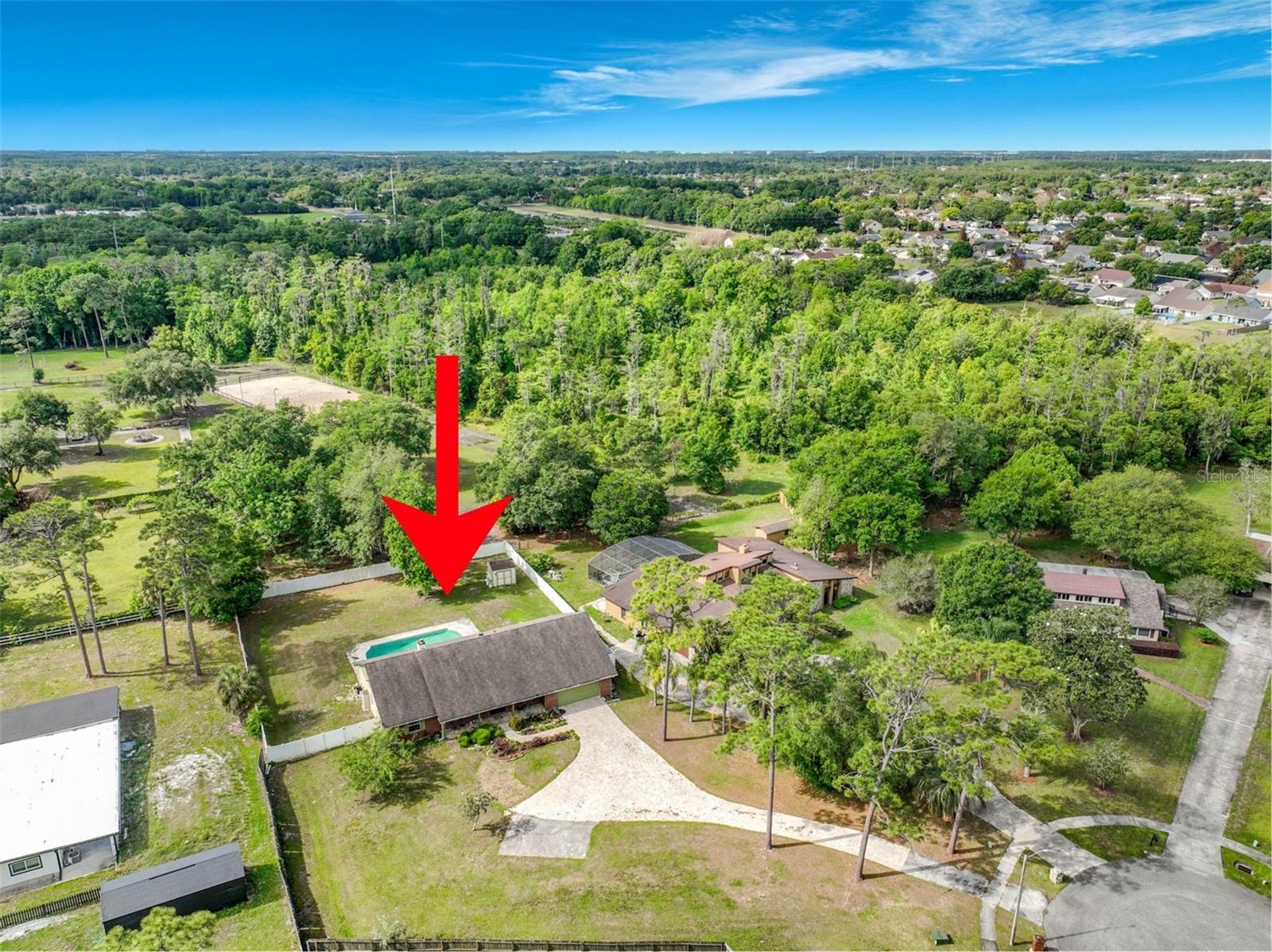 1951 GREEN MEADOW LN