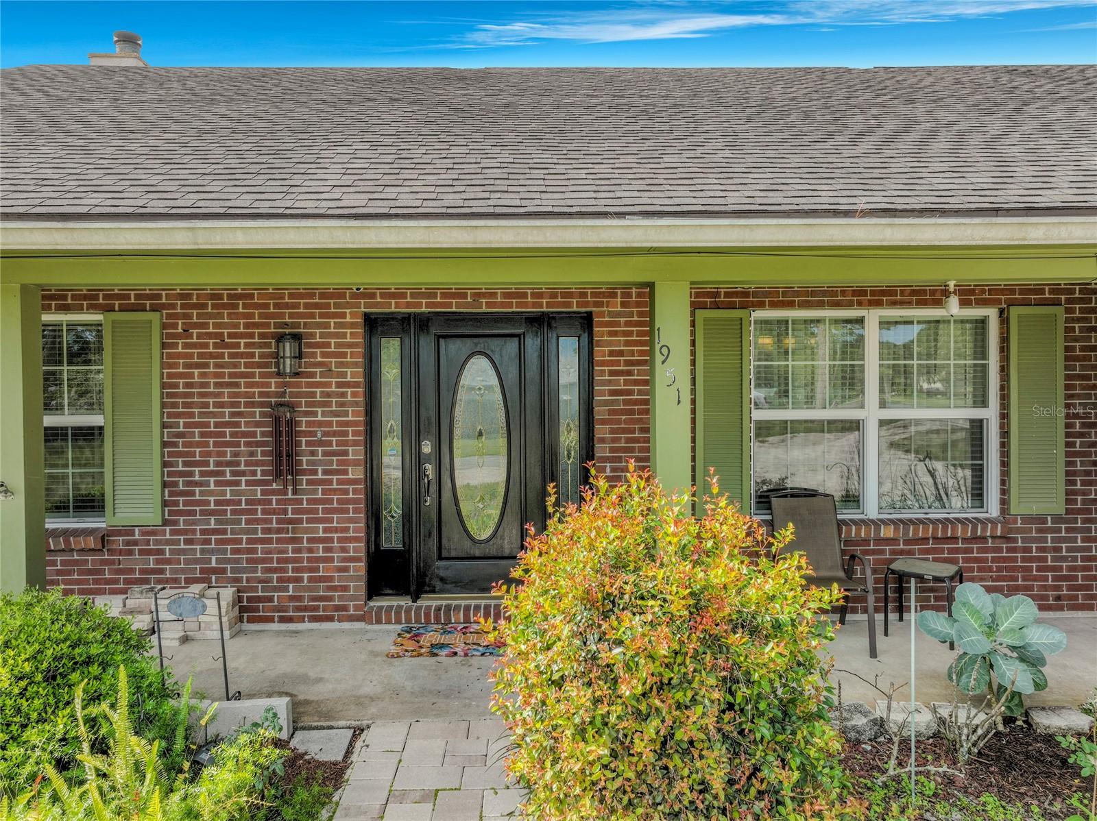 1951 GREEN MEADOW LN