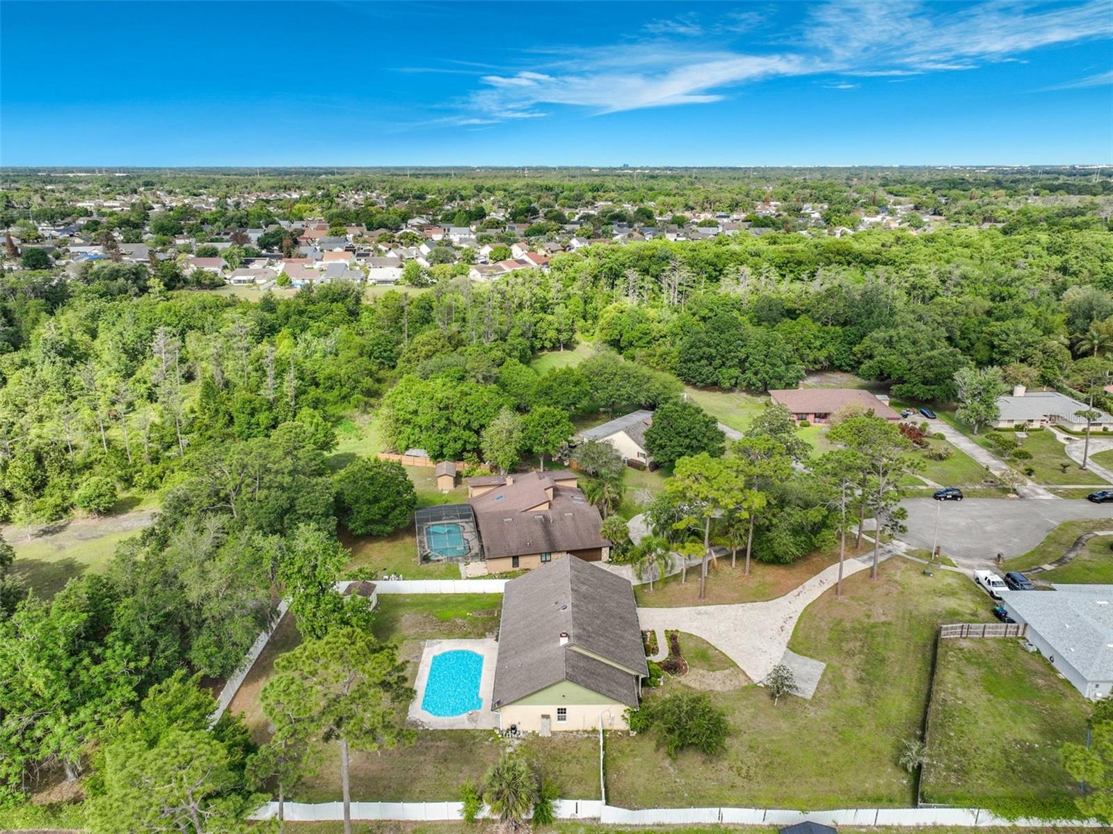 1951 GREEN MEADOW LN