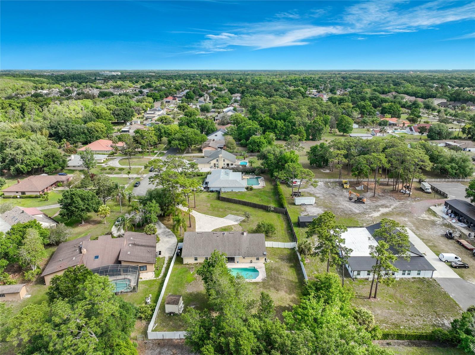 1951 GREEN MEADOW LN