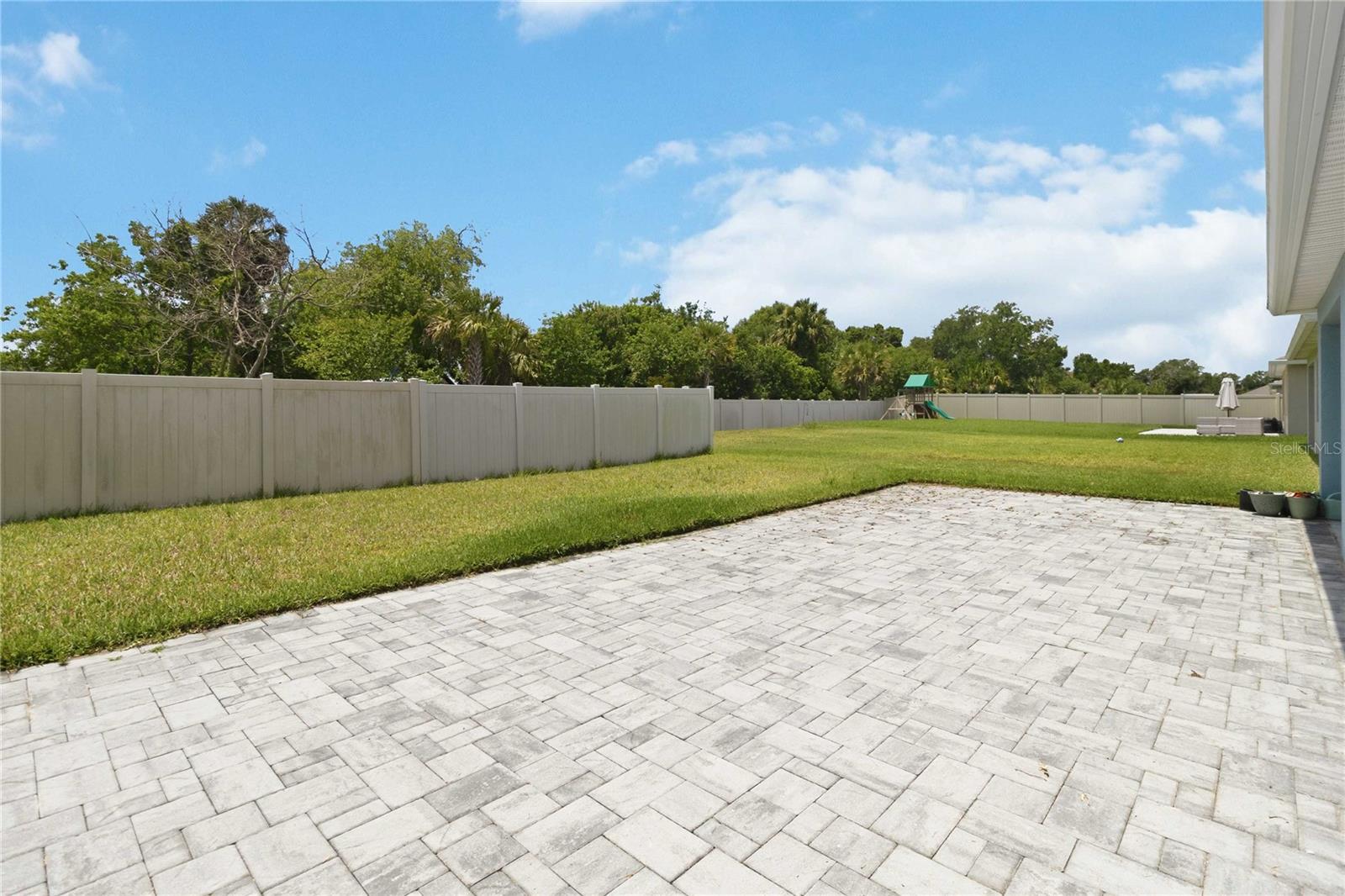 3198 EASTGROVE TER