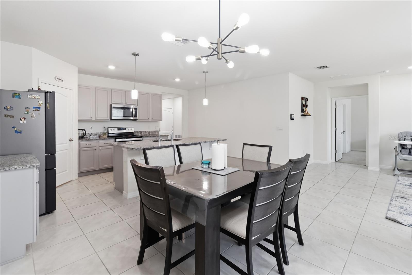 3198 EASTGROVE TER