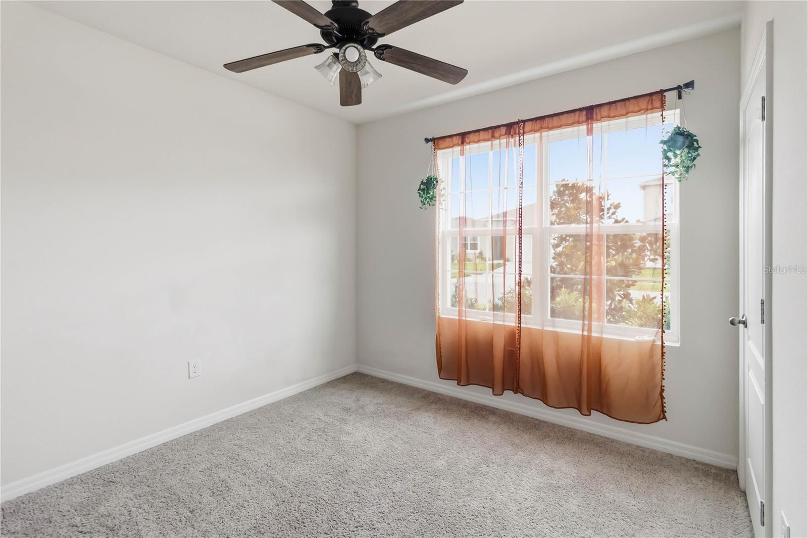 3198 EASTGROVE TER