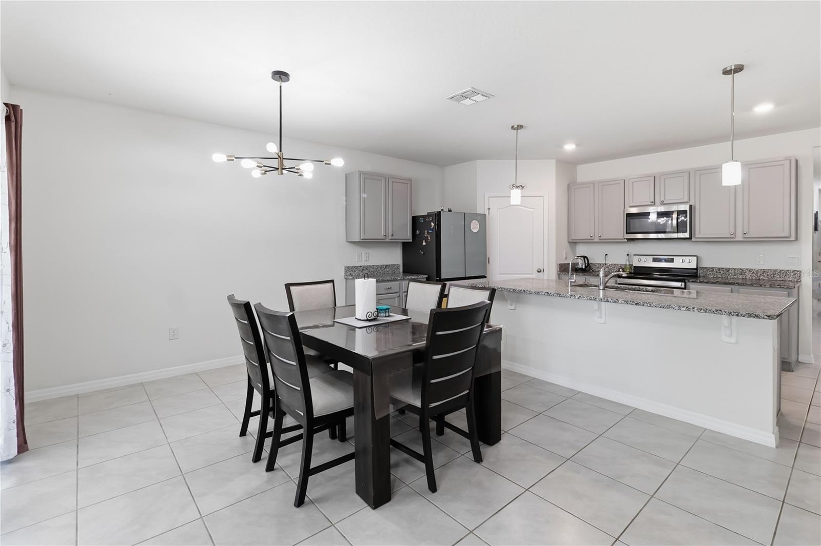 3198 EASTGROVE TER
