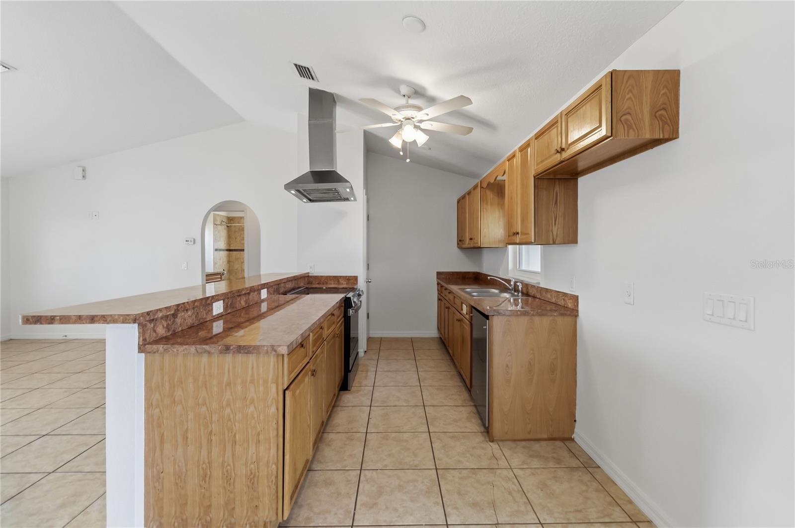 1422 PATRICIA ST