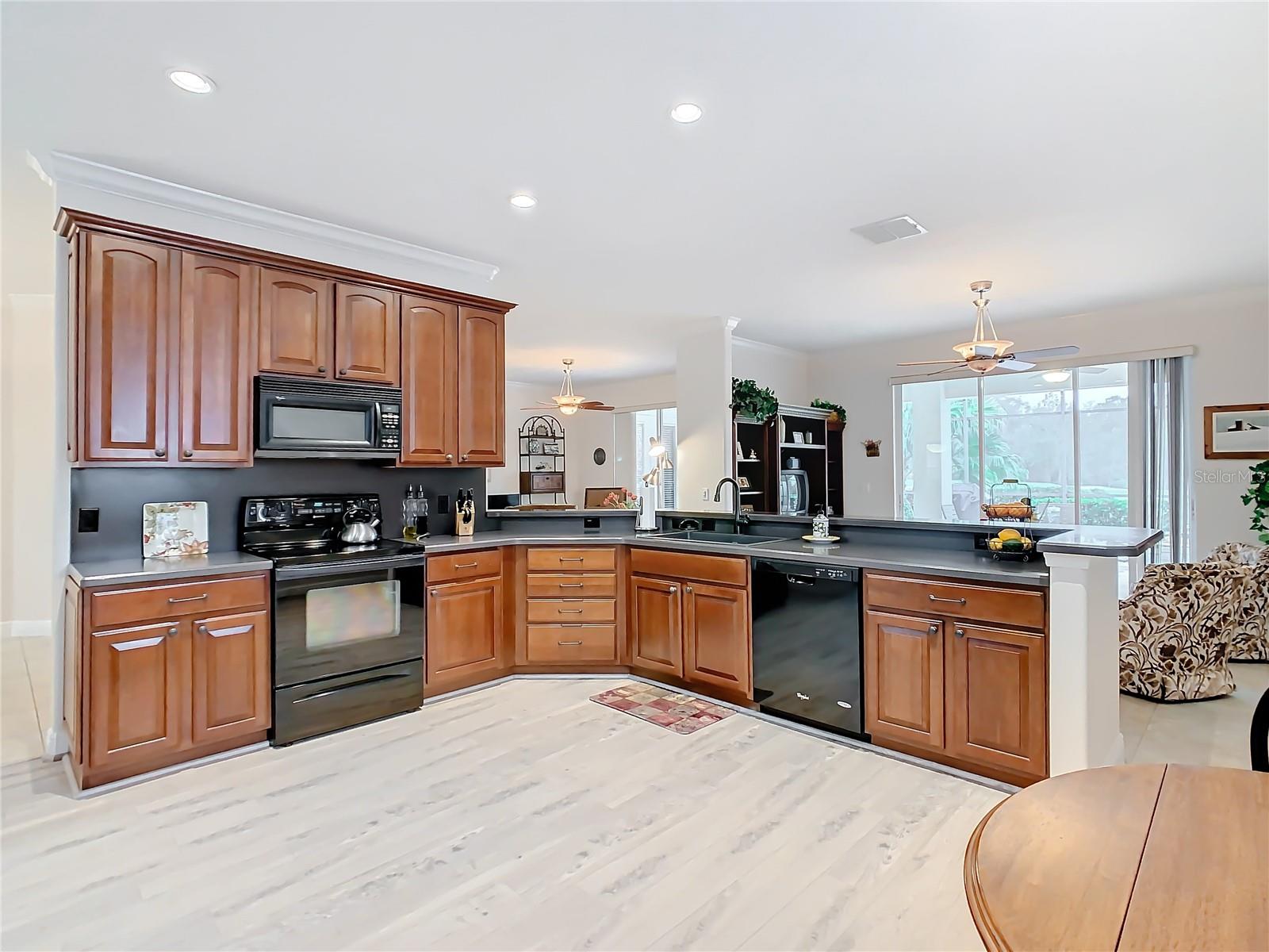 346 HAMRICK DR