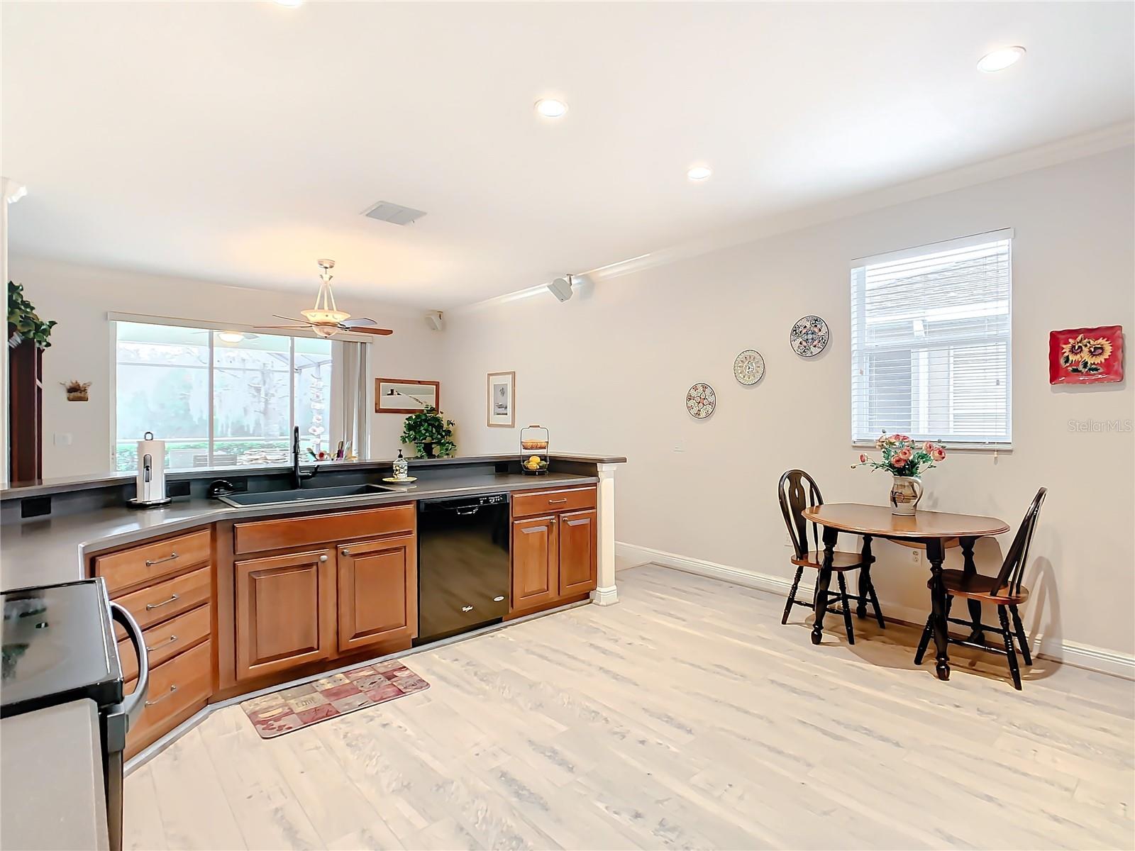 346 HAMRICK DR