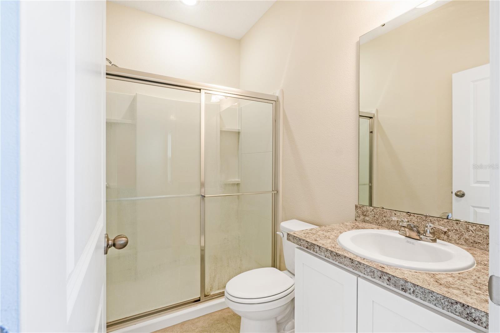 2241 LITCHFIELD LOOP