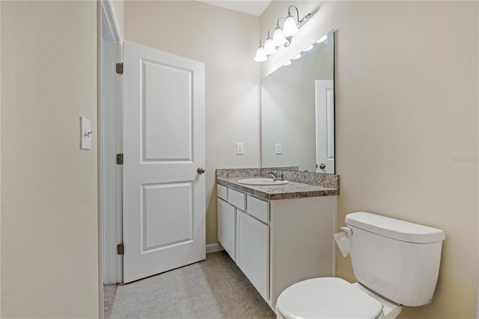 2241 LITCHFIELD LOOP
