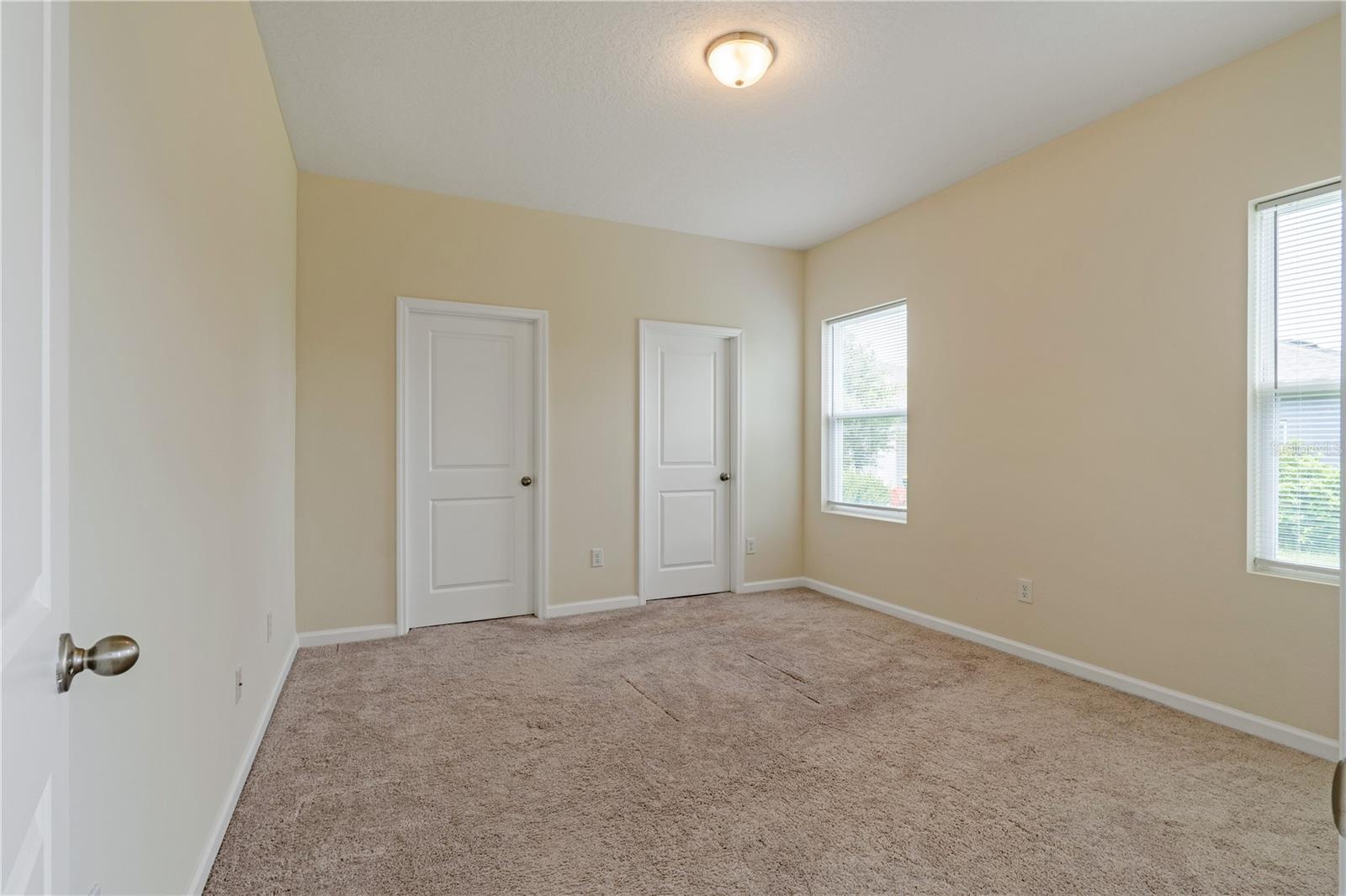 2241 LITCHFIELD LOOP