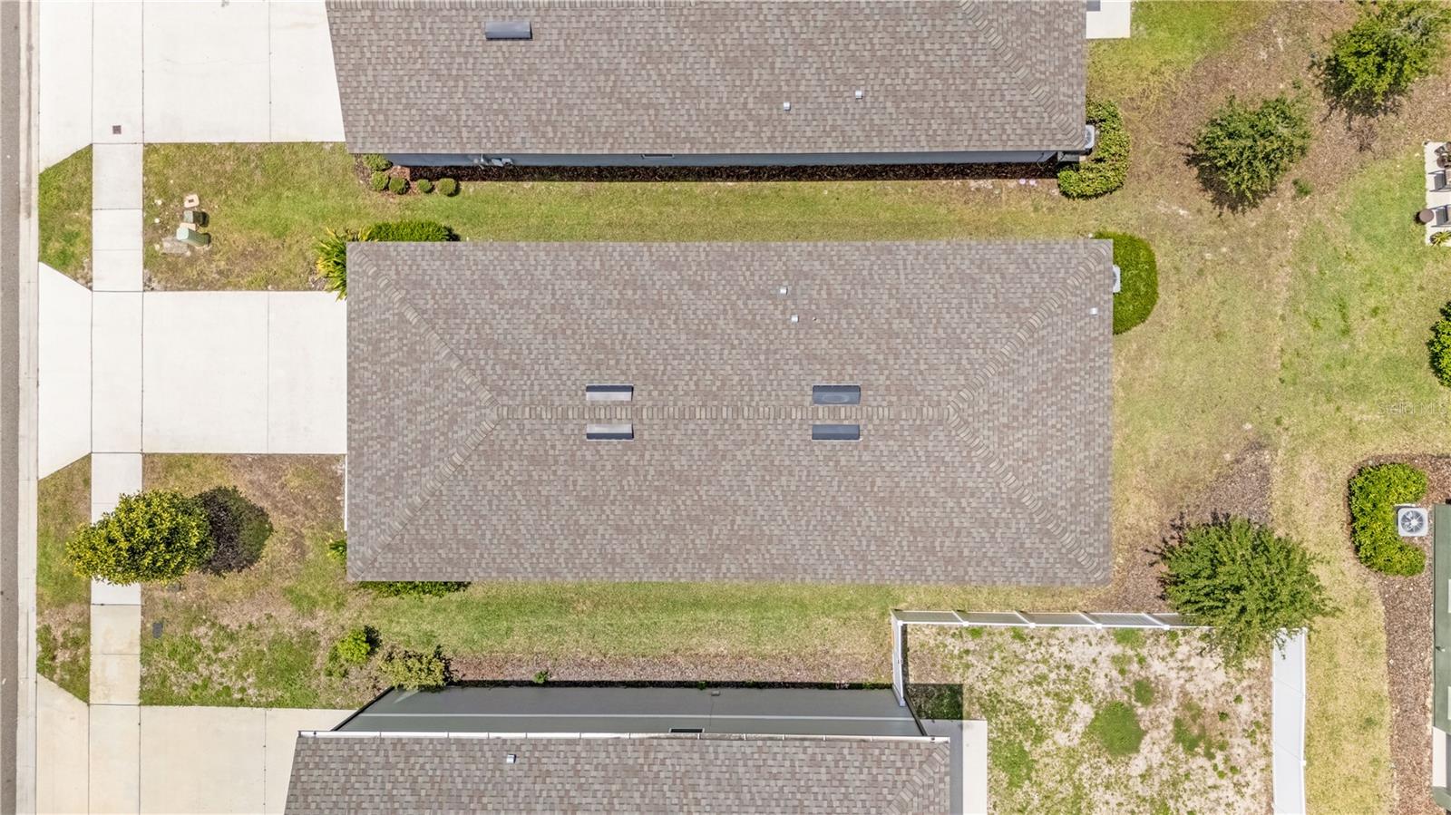 2241 LITCHFIELD LOOP
