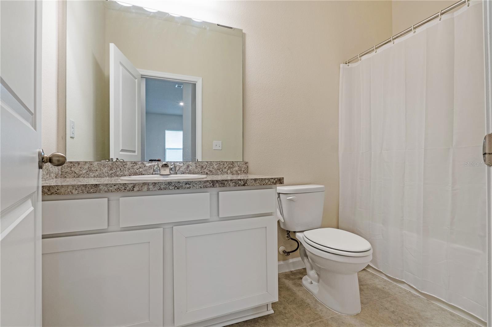 2241 LITCHFIELD LOOP