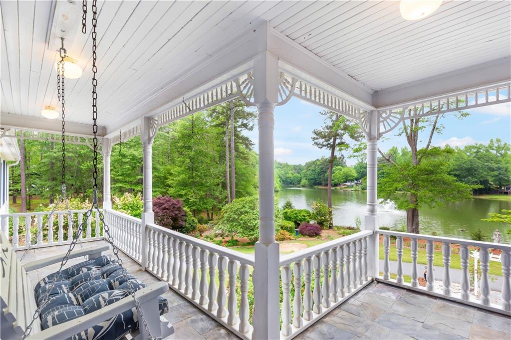 3109 Country Lake Drive