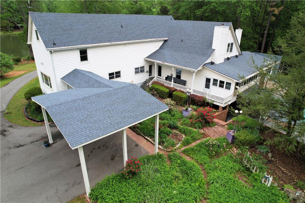 3109 Country Lake Drive