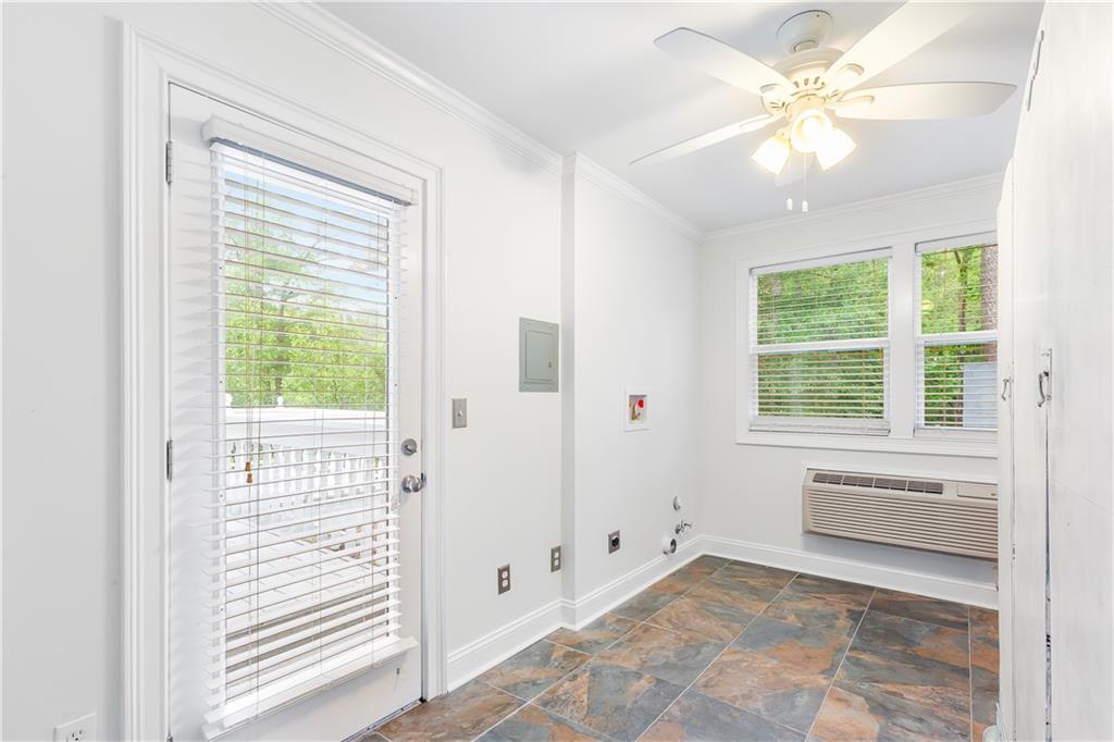 3109 Country Lake Drive