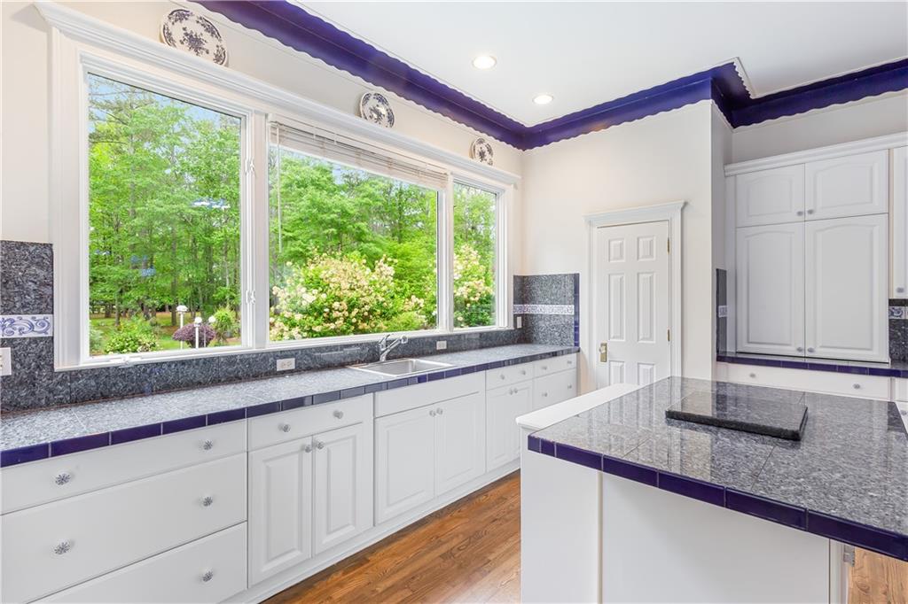 3109 Country Lake Drive