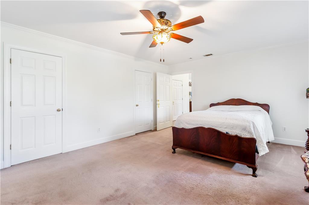 3109 Country Lake Drive