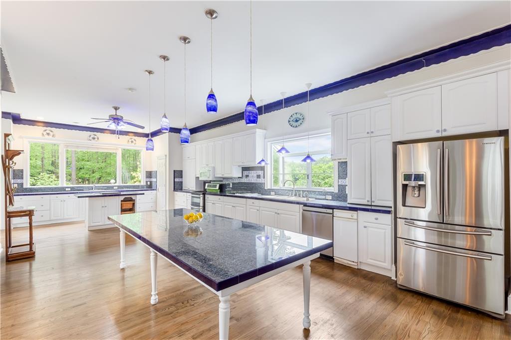 3109 Country Lake Drive