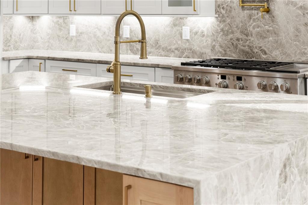 1682 Mineral Springs Road